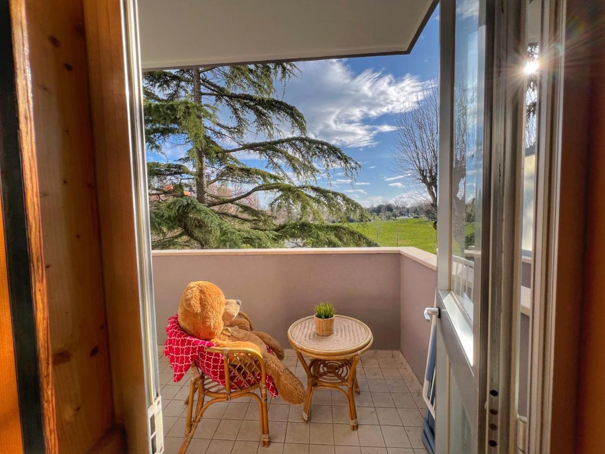 Lovely Apartment A Due Passi Dal Mare Rimini Exterior photo